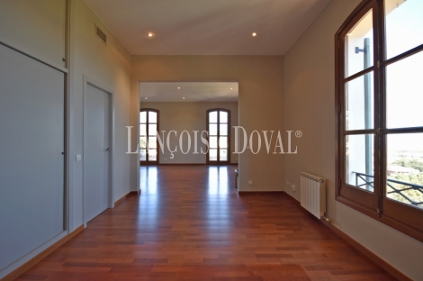 Vilassar de Dalt. Exclusivo ático en venta con vistas a mar. Maresme