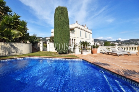 Vilassar de Dalt. Exclusivo ático en venta con vistas a mar. Maresme