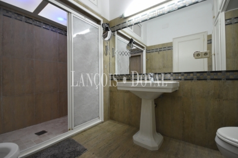 El Masnou. Maresme. Casa señorial en venta frente al mar. Costa de Barcelona