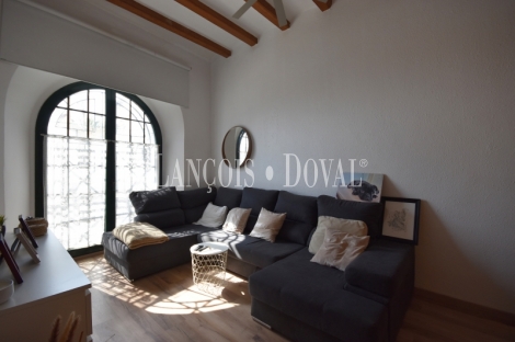 El Masnou. Maresme. Casa señorial en venta frente al mar. Costa de Barcelona