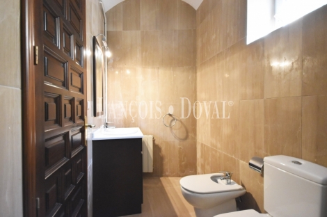 Teià. Maresme. Casa señorial restaurada en venta. Centro urbano.