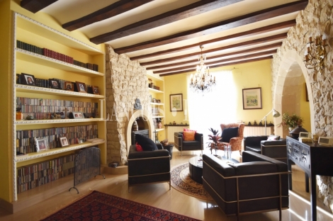 Teià. Maresme. Casa señorial restaurada en venta. Centro urbano.
