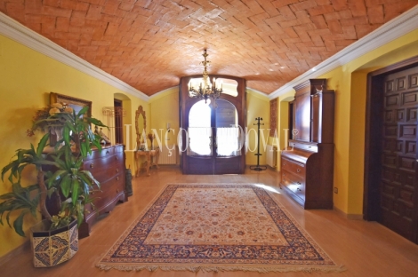 Teià. Maresme. Casa señorial restaurada en venta. Centro urbano.