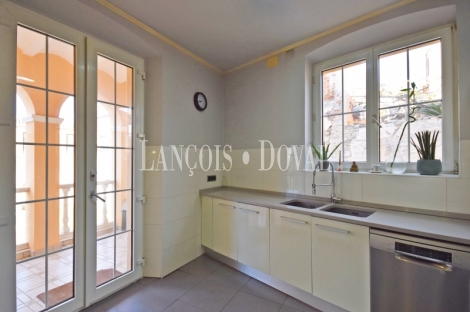 Teià. Maresme. Casa señorial restaurada en venta. Centro urbano.