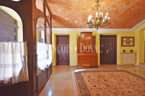 Teià. Maresme. Casa señorial restaurada en venta. Centro urbano.