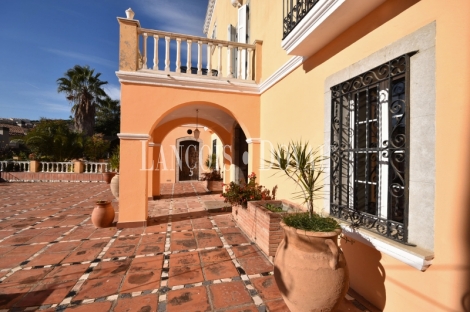 Teià. Maresme. Casa señorial restaurada en venta. Centro urbano.