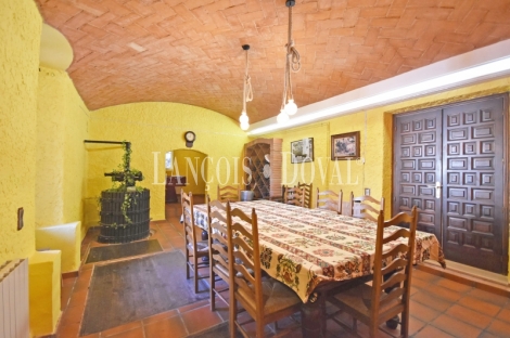 Teià. Maresme. Casa señorial restaurada en venta. Centro urbano.