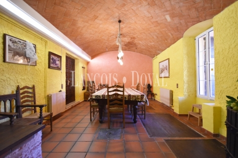 Teià. Maresme. Casa señorial restaurada en venta. Centro urbano.