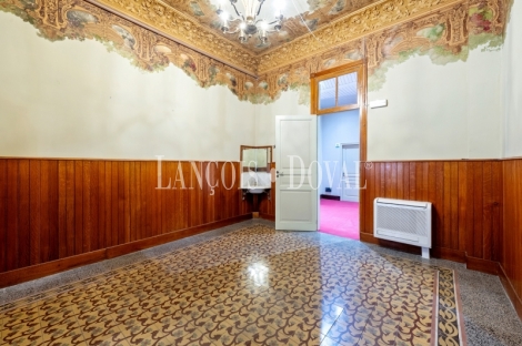 Tortosa. Venta Casa señorial de estilo modernista ideal hotel o sede corporativa. 