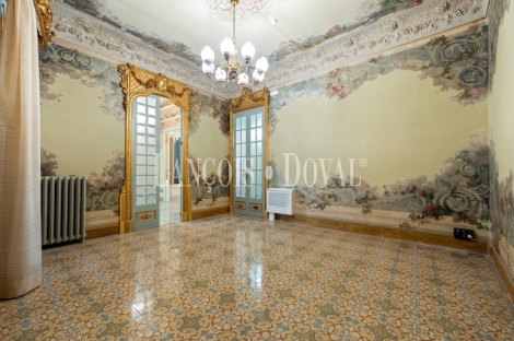 Tortosa. Venta Casa señorial de estilo modernista ideal hotel o sede corporativa. 