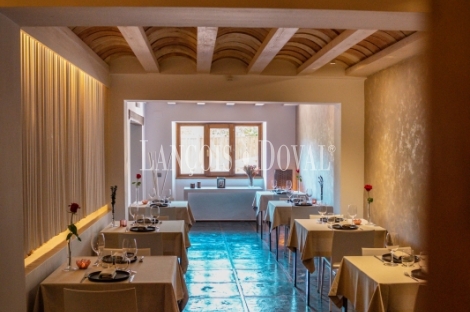 Tarragona. Una exclusiva masía en venta. Hotel boutique.