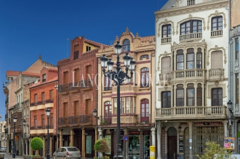 León. Edificio en venta. Actualmente hotel. Ideal inversión. La Bañeza.
