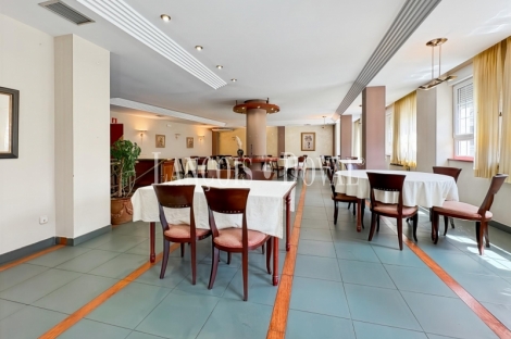 León. Edificio en venta. Actualmente hotel. Ideal inversión. La Bañeza.