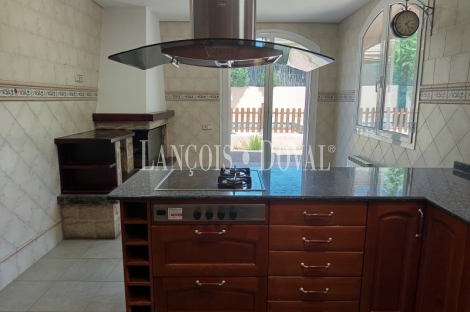 Collbató. Barcelona. Venta chalet exclusivo a los pies de Montserrat.