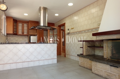 Collbató. Barcelona. Venta chalet exclusivo a los pies de Montserrat.