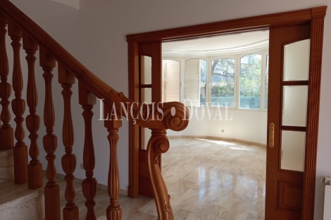 Collbató. Barcelona. Venta chalet exclusivo a los pies de Montserrat.