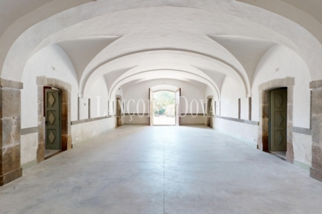 Vidrà. Girona. Singular Masía señorial en venta. Ideal eventos y hotel con encanto.