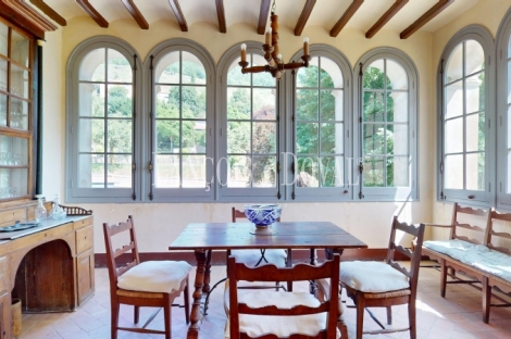 Vidrà. Girona. Singular Masía señorial en venta. Ideal eventos y hotel con encanto.