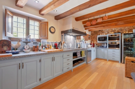 Baix Empordà. Una exclusiva masia en venta en la Costa Brava