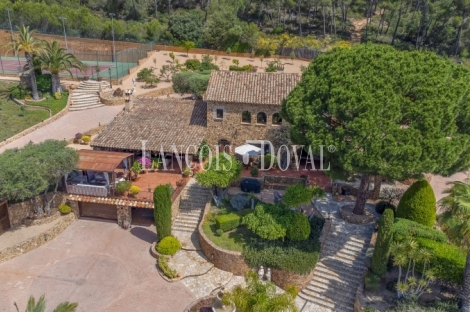 Baix Empordà. Una exclusiva masia en venta en la Costa Brava