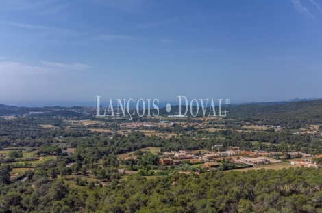 Baix Empordà. Una exclusiva masia en venta en la Costa Brava