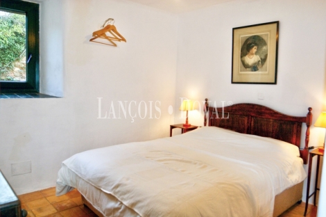 Masía Fortificada en Venta. Sant Martí Vell, Empordà. Ideal proyecto turístico.