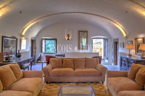 Masía Fortificada en Venta. Sant Martí Vell, Empordà. Ideal proyecto turístico.