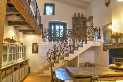 Masía Fortificada en Venta. Sant Martí Vell, Empordà. Ideal proyecto turístico.