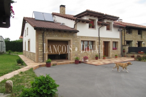 Asturias. Venta casa rural mariñana restaurada. Concejo de Siero