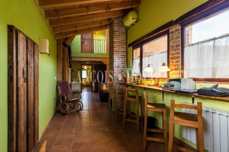 Palencia. Hotel rural con encanto en venta. San Martín de Perapertú.