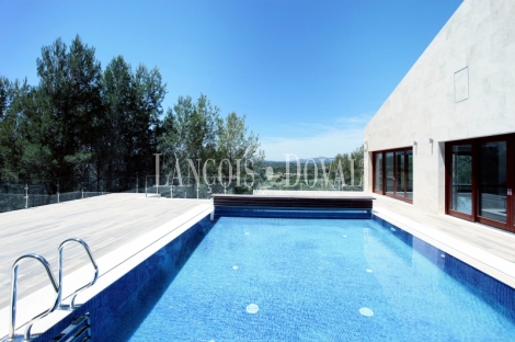 Mallorca. Chalets y villas de lujo en venta.