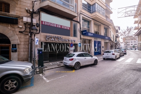 Edificio comercial en venta. Manacor centro urbano. Excelente inversión.