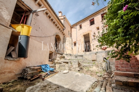 Mallorca. Venta edificio en construcción. Santa Eugenia. Ideal hotel con encanto.