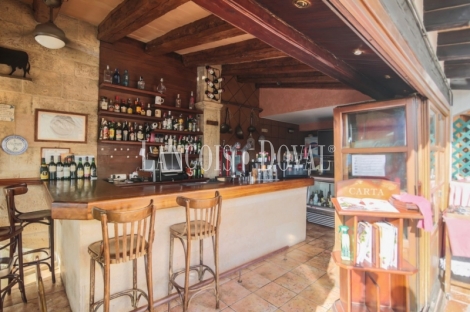 Calvià. Restaurante en venta totalmente equipado. Peguera. Mallorca