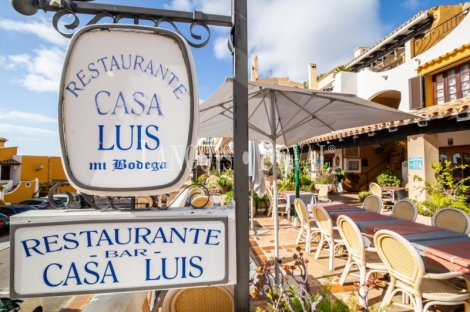 Calvià. Restaurante en venta totalmente equipado. Peguera. Mallorca