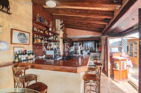 Calvià. Restaurante en venta totalmente equipado. Peguera. Mallorca