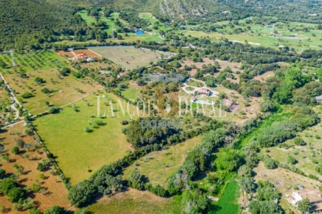 Capdepera. Finca rústica en venta con proyecto de construcción. Mallorca