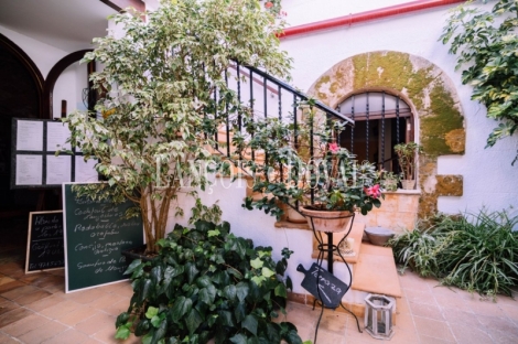 Capdepera. Restaurante en venta en centro urbano y comercial. Mallorca