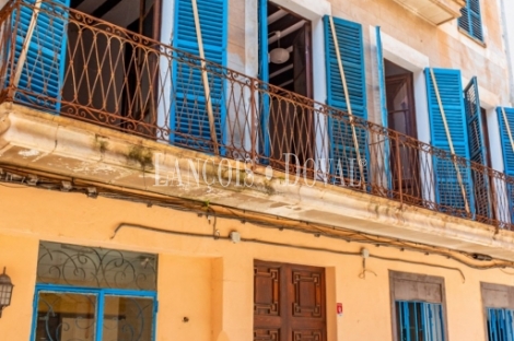 Manacor. Edificio para rehabilitar en el centro urbano. Mallorca