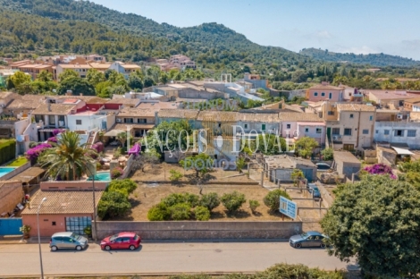 Capdepera. Venta casa de pueblo con terreno para 9 apartamentos. Mallorca