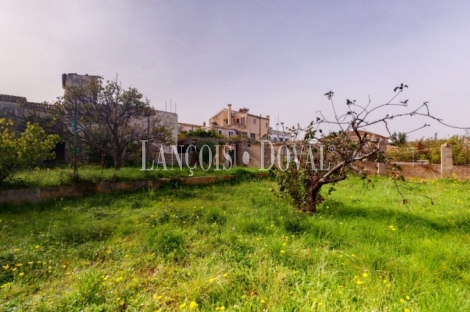 Capdepera. Venta casa de pueblo con terreno para 9 apartamentos. Mallorca