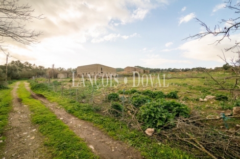 Artà, Mallorca. Gran finca rústica en venta con casa para reformar.