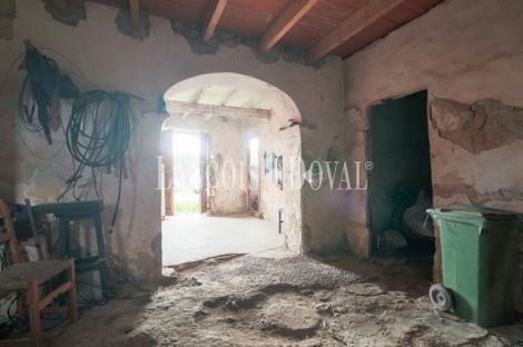 Artà, Mallorca. Gran finca rústica en venta con casa para reformar.