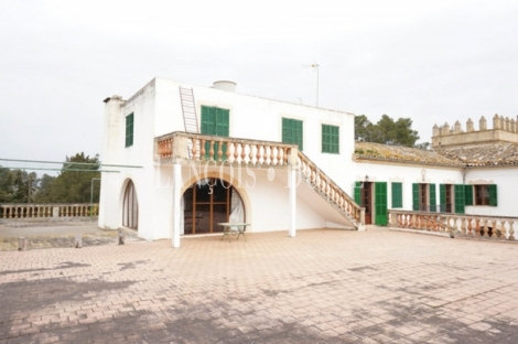 Mallorca. Finca rústica en venta. Bonita possessió mallorquina en María de la Salut.