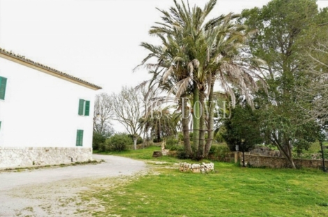 Mallorca. Finca rústica en venta. Bonita possessió mallorquina en María de la Salut.