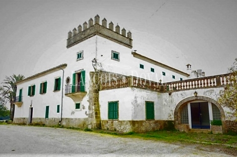 Mallorca. Finca rústica en venta. Bonita possessió mallorquina en María de la Salut.