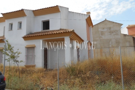 Oportunidad de inversión. Sevilla Sierra Norte. Promoción casas en El Ronquillo.