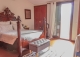 Esporles. Mallorca. Chalet en venta con piscina y amplio jardín. 