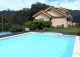 Caxidi. Cangas de Onís. Casa en venta con amplio jardín y piscina