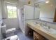 Caxidi. Cangas de Onís. Casa en venta con amplio jardín y piscina